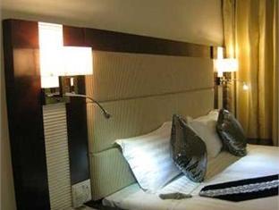The Grand Hotel Bizzotel Gurgaon Exterior foto